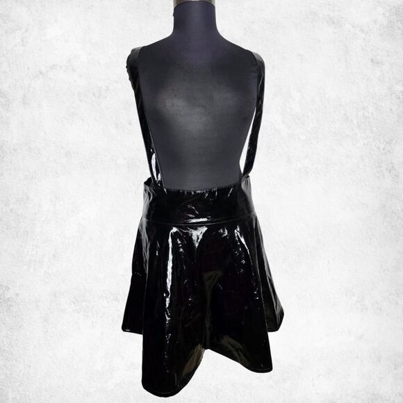 Social Collision Black Vinyl Suspender Skater Skirt – Gothic Punk Alt Size 1 - Picture 1 of 6
